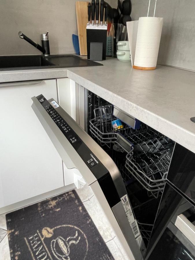 Ferienwohnung Apartman Dafi Pilsen Exterior foto